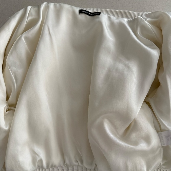 Brandy Melville Fiona White Faux Fur Bomber Jacket - Picture 12 of 12